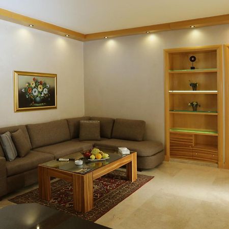Imperial Suites Hotel Beirut Exterior photo