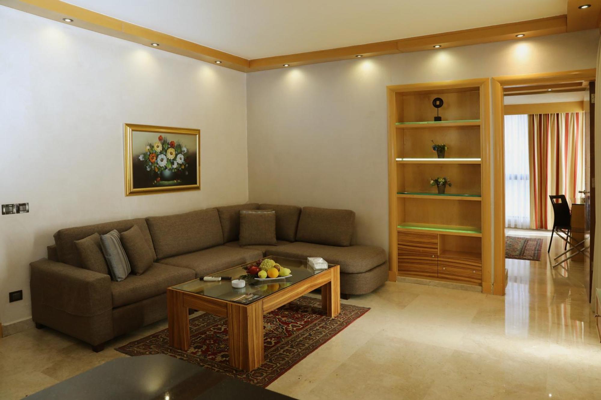 Imperial Suites Hotel Beirut Exterior photo