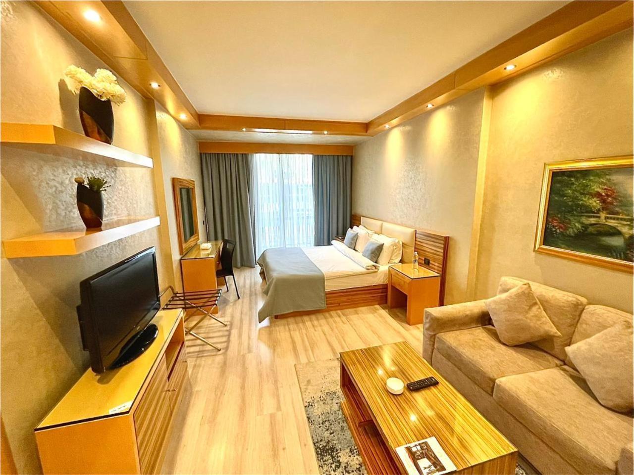 Imperial Suites Hotel Beirut Exterior photo